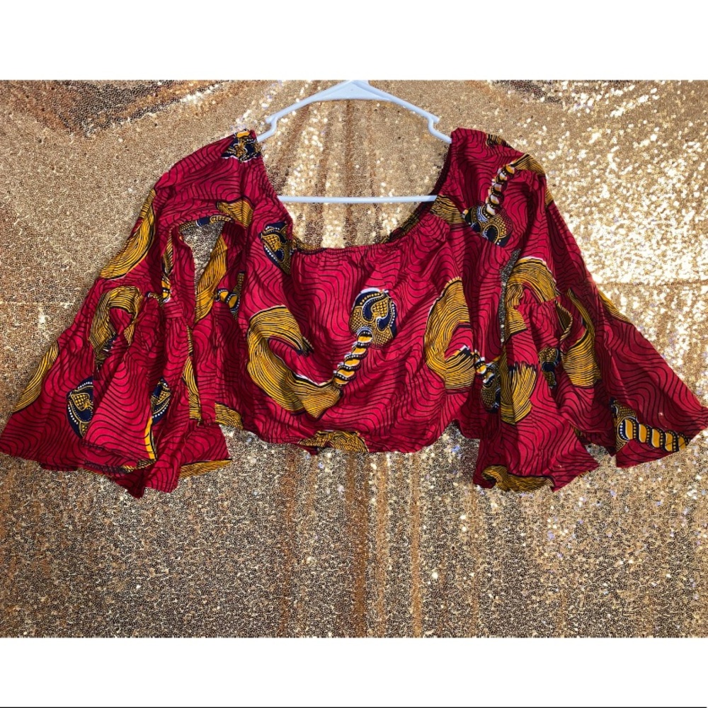 printed crop top 🌹